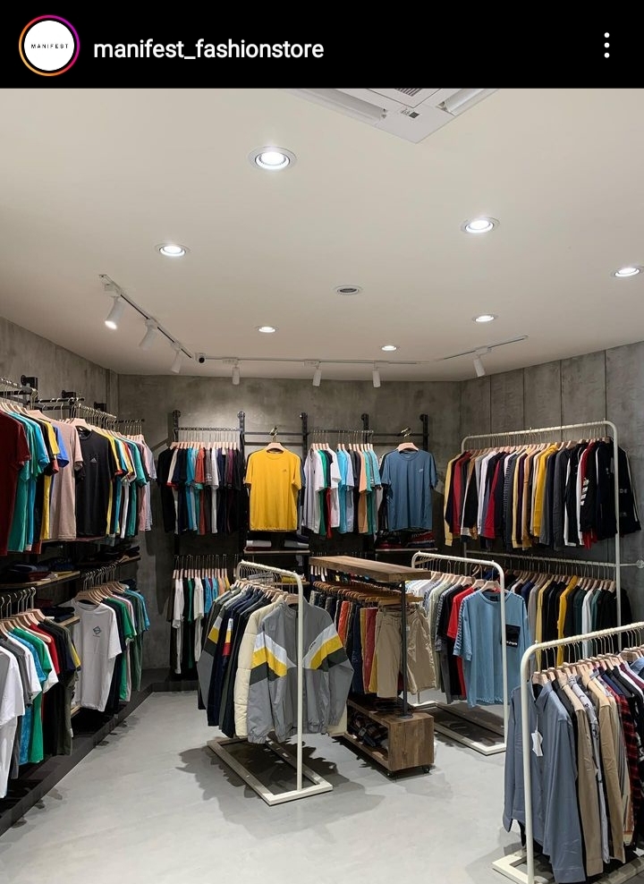 manifest fashion store